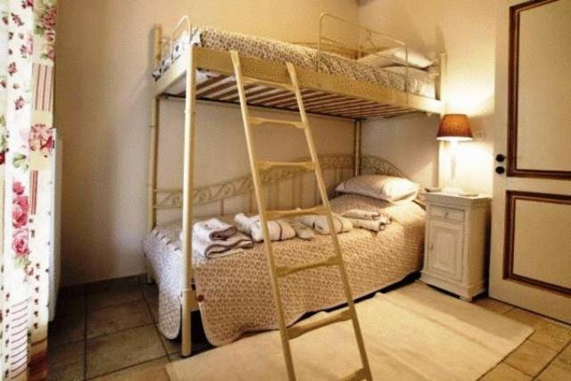 Giogarakis Suites Eleonas Rum bild