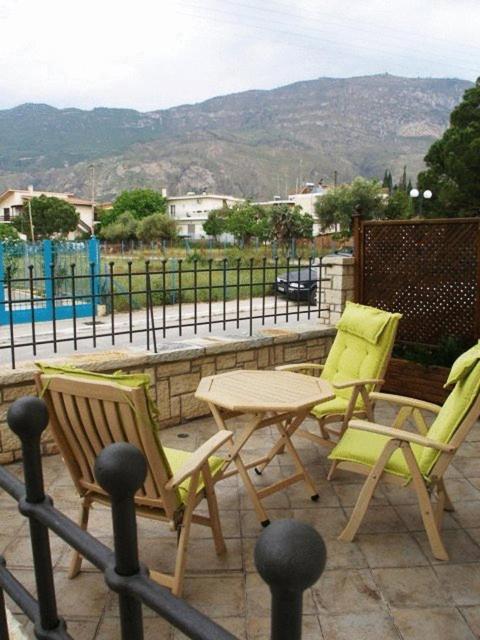 Giogarakis Suites Eleonas Rum bild